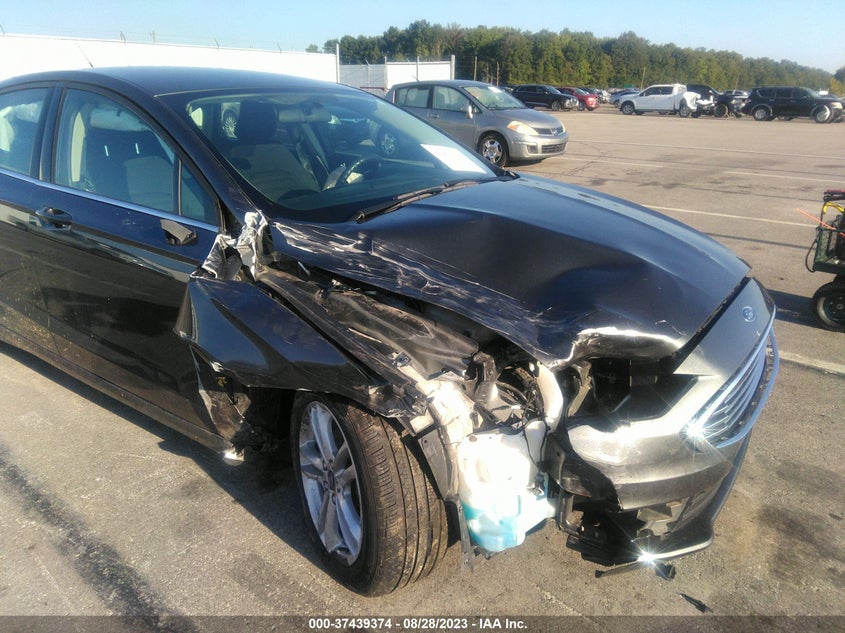VIN 3FA6P0H74JR131222 2018 FORD FUSION SE