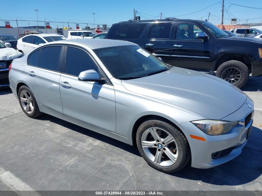 2014 BMW 3 SERIES 320I - WBA3B1C56EP679255
