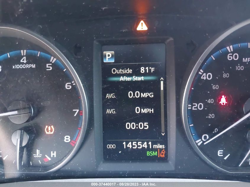 2018 TOYOTA RAV4 ADVENTURE/XLE - 2T3WFREV5JW451942