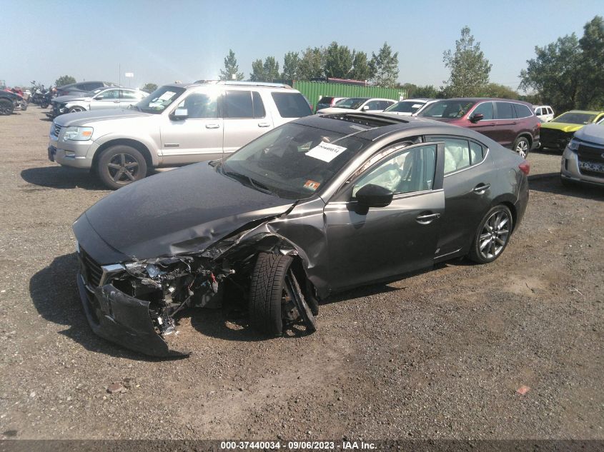 2018 MAZDA MAZDA3 4-DOOR GRAND TOURING 3MZBN1W34JM163800