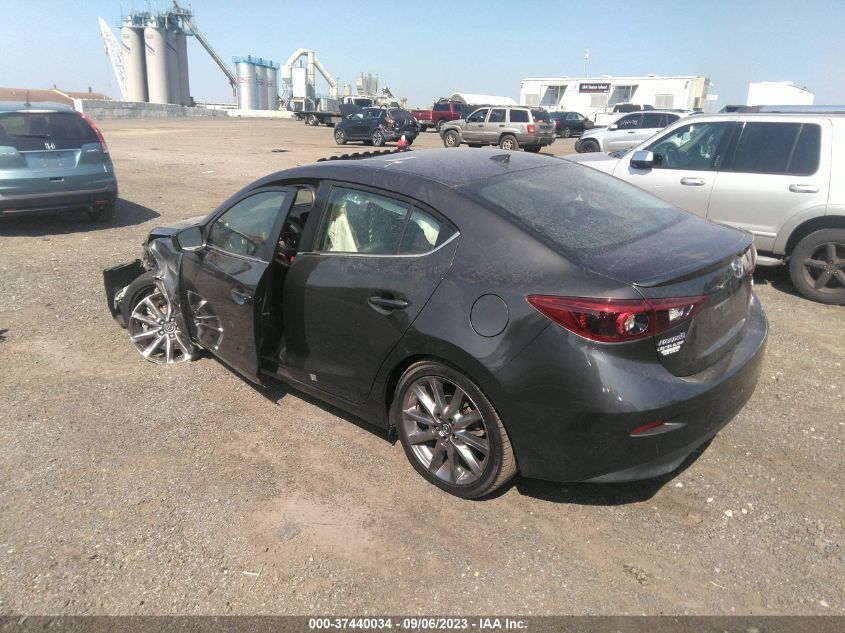 2018 MAZDA MAZDA3 4-DOOR GRAND TOURING 3MZBN1W34JM163800