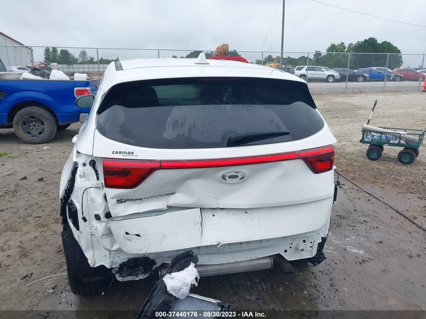 VIN KNDPM3AC3K7622471 2019 KIA SPORTAGE LX