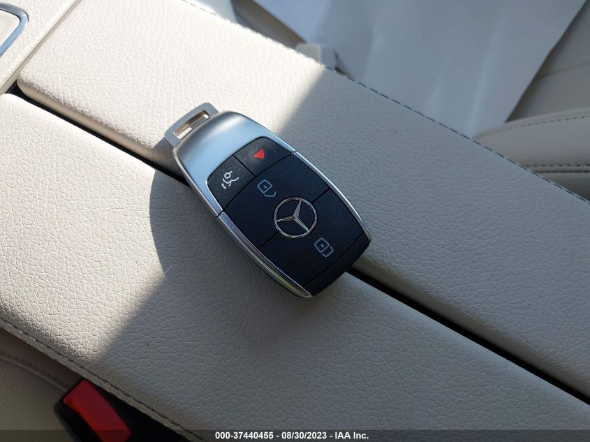 2023 MERCEDES-BENZ GLB GLB 250 W1N4M4GBXPW322360