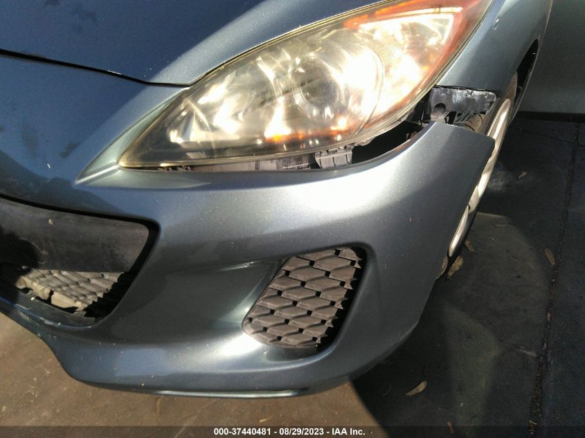 2013 MAZDA MAZDA3 I SV - JM1BL1TF7D1717856