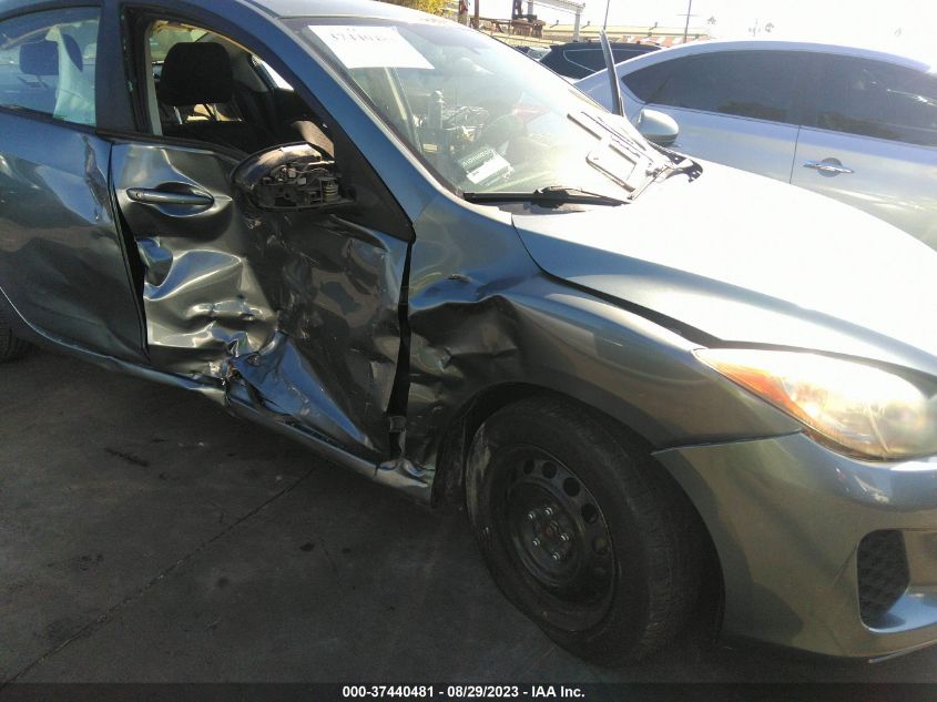 2013 MAZDA MAZDA3 I SV - JM1BL1TF7D1717856