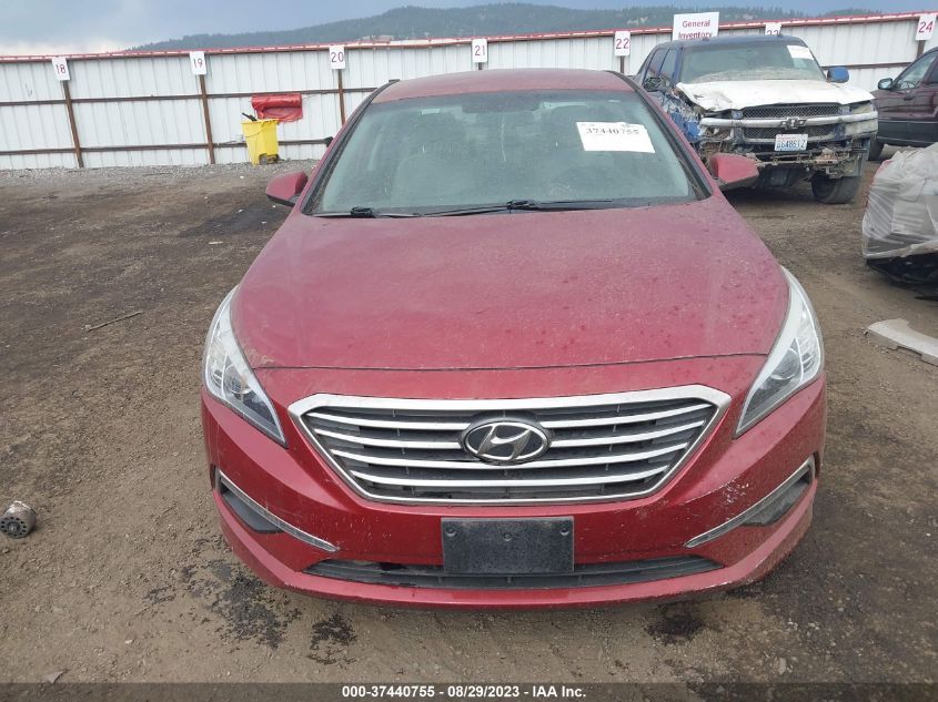 2015 HYUNDAI SONATA 2.4L SE - 5NPE24AF0FH005012