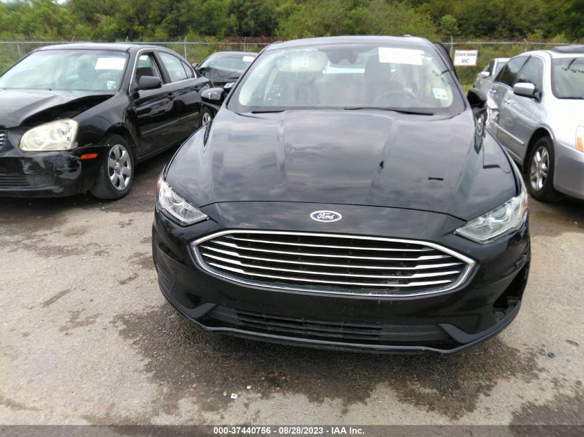 2019 FORD FUSION SE - 3FA6P0HD6KR246752