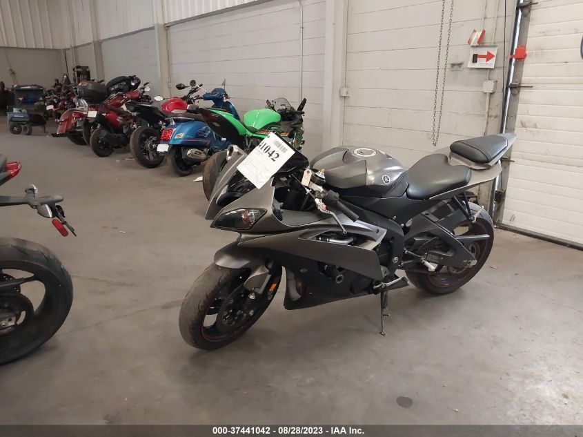 2013 YAMAHA YZFR6 JYARJ16E9DA028355