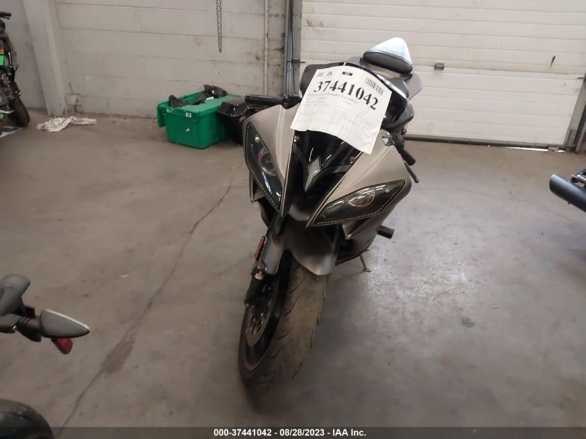 2013 YAMAHA YZFR6 JYARJ16E9DA028355