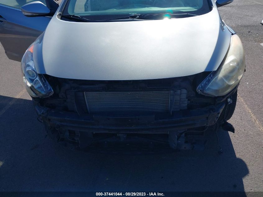 2014 HYUNDAI ELANTRA GT - KMHD35LH0EU184472