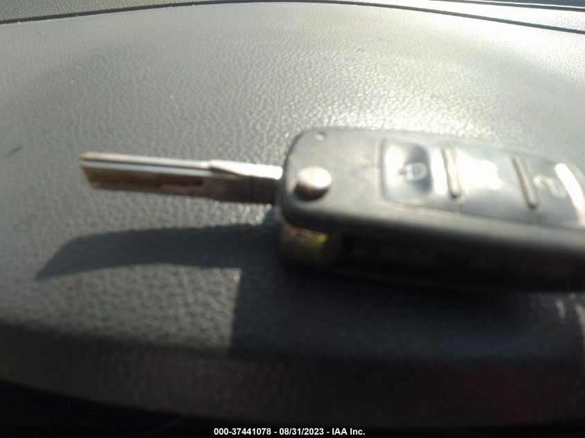 2014 VOLKSWAGEN JETTA SEDAN SE W/CONNECTIVITY - 3VWD17AJ4EM221939