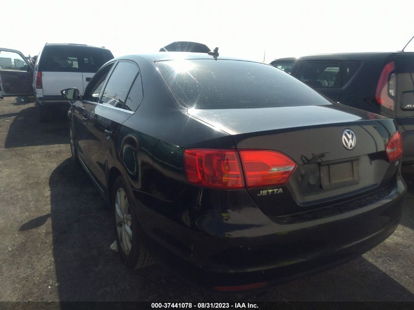2014 VOLKSWAGEN JETTA SEDAN SE W/CONNECTIVITY - 3VWD17AJ4EM221939