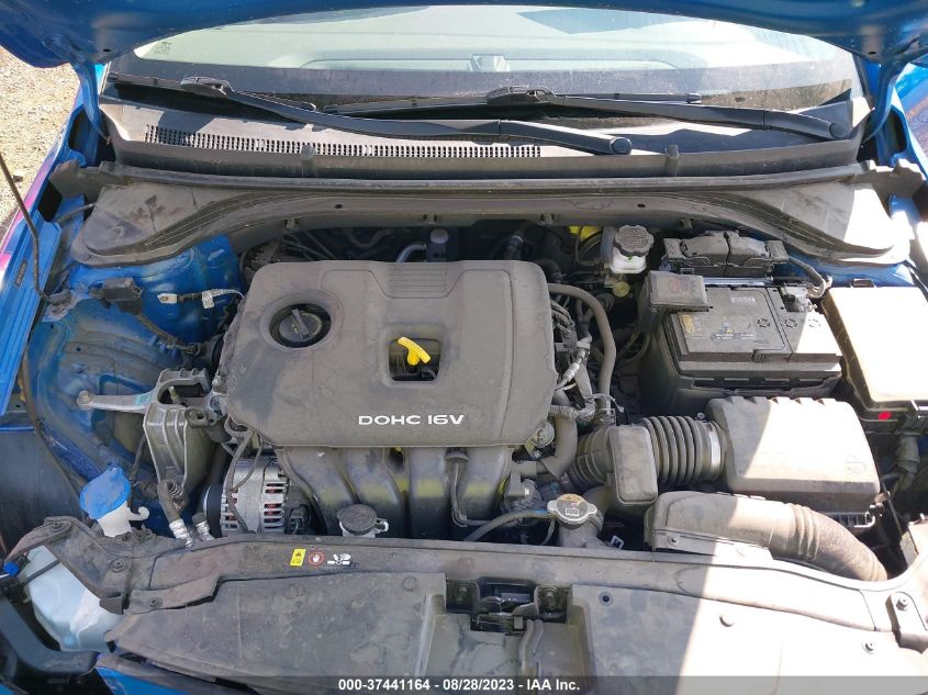 2018 HYUNDAI ELANTRA SE - 5NPD74LF3JH345919