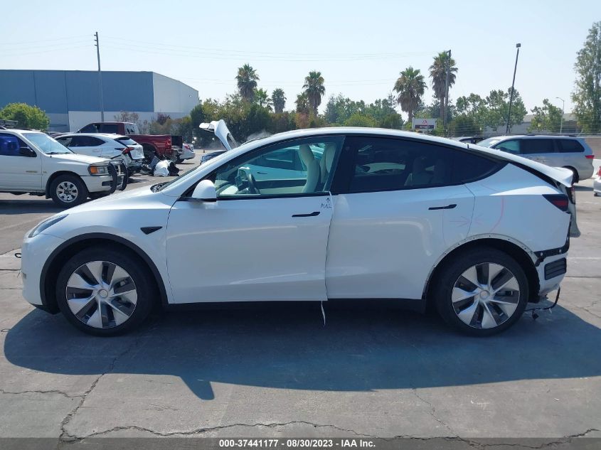 2022 TESLA MODEL Y LONG RANGE - 7SAYGDEE4NF443516