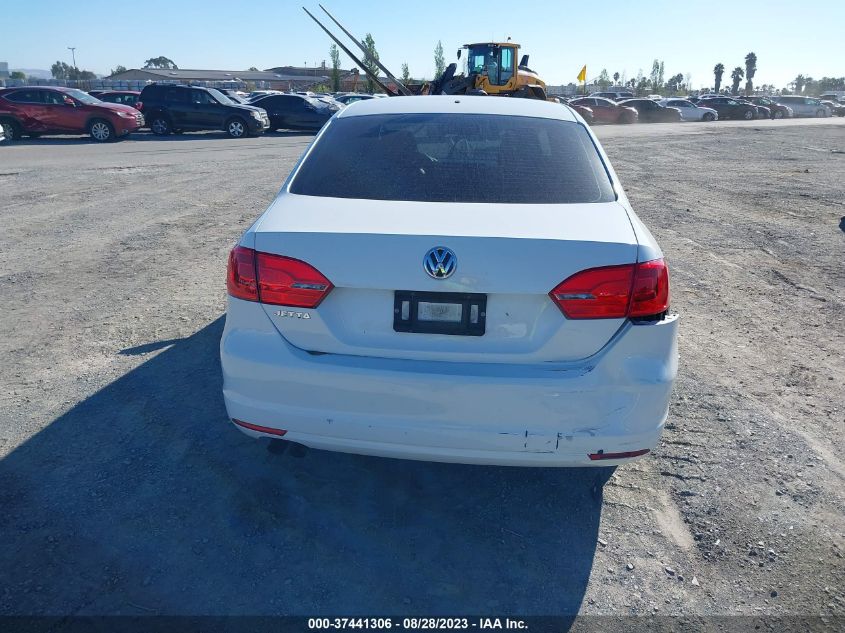 2014 VOLKSWAGEN JETTA SEDAN S - 3VW2K7AJ6EM333923