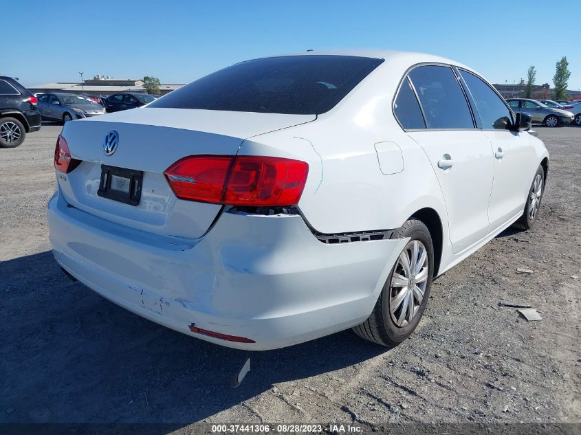 2014 VOLKSWAGEN JETTA SEDAN S - 3VW2K7AJ6EM333923