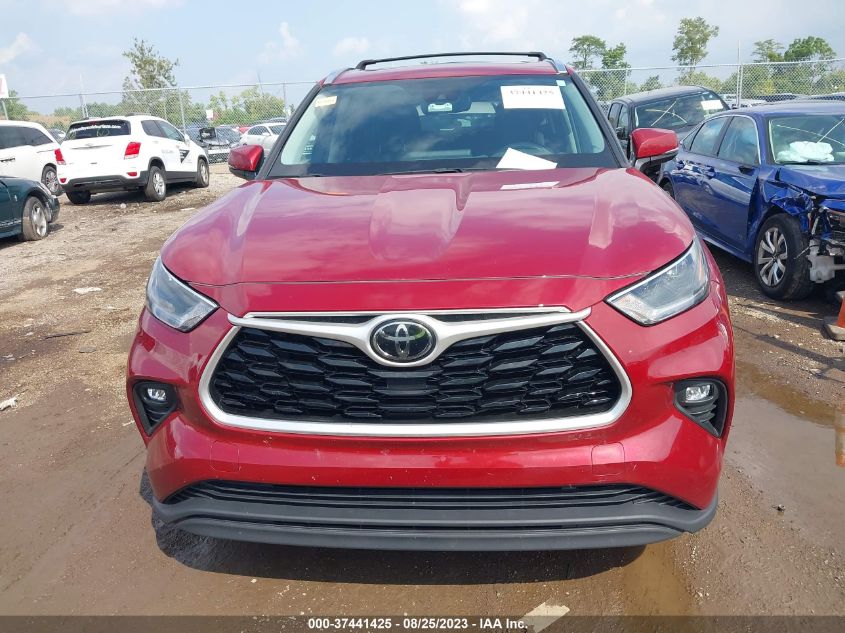 2021 TOYOTA HIGHLANDER XLE - 5TDGZRBH6MS090124