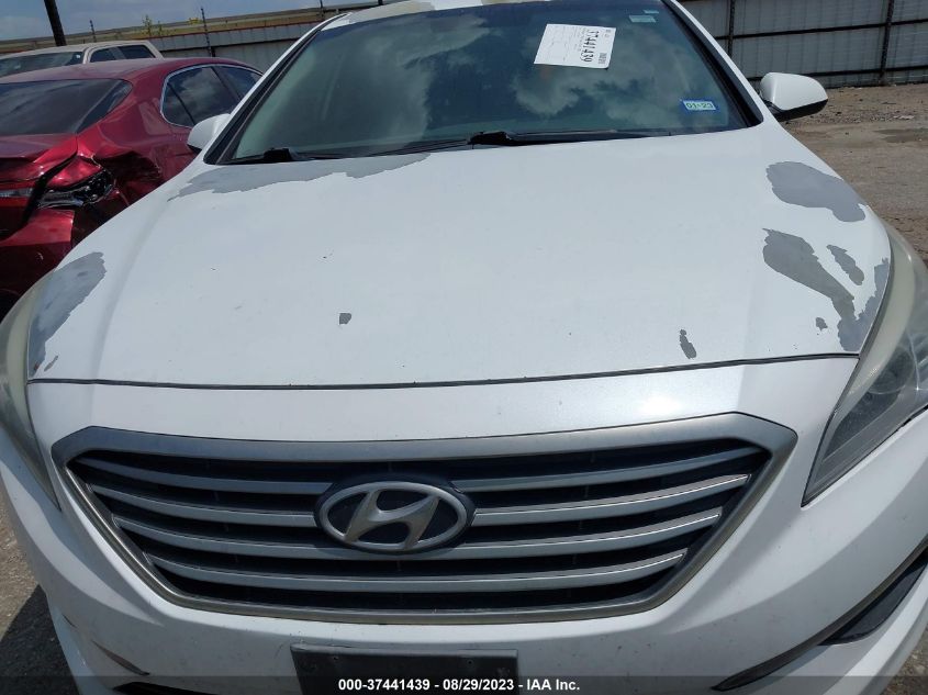 2015 HYUNDAI SONATA 2.4L SE - 5NPE24AF6FH124795