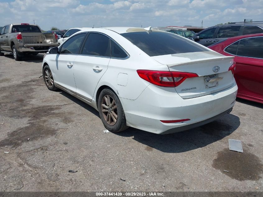 2015 HYUNDAI SONATA 2.4L SE - 5NPE24AF6FH124795