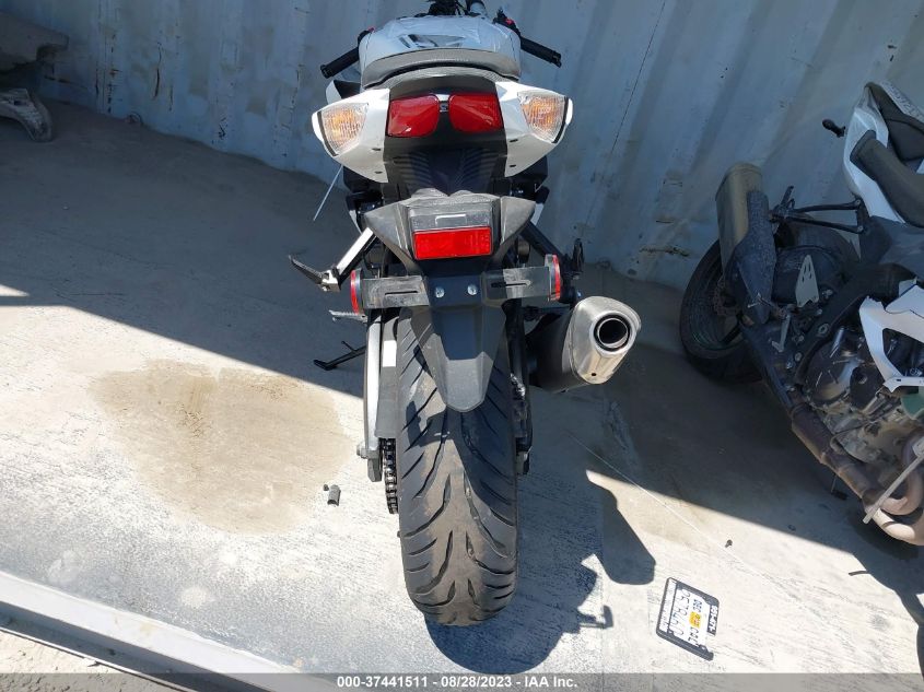 2023 SUZUKI GSX-R750 - JS1GR7MA7P7100611