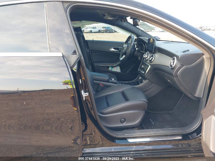 2018 MERCEDES-BENZ CLA 250 - WDDSJ4EB1JN558845
