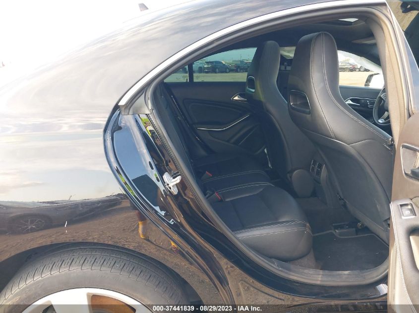 2018 MERCEDES-BENZ CLA 250 - WDDSJ4EB1JN558845