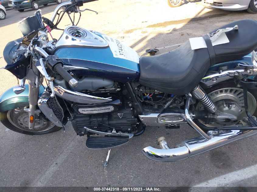 2009 TRIUMPH MOTORCYCLE ROCKET III TOURING - SMTC05LR69J374951
