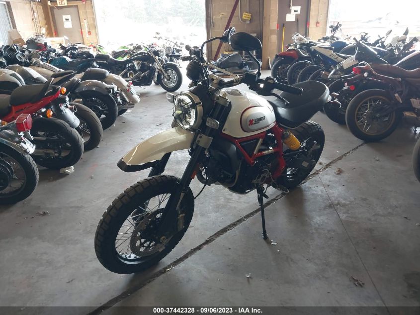 2019 DUCATI SCRAMBLER DESERT SLED ML0KAFPM2KT001461
