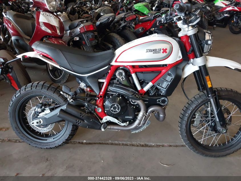 2019 DUCATI SCRAMBLER DESERT SLED ML0KAFPM2KT001461