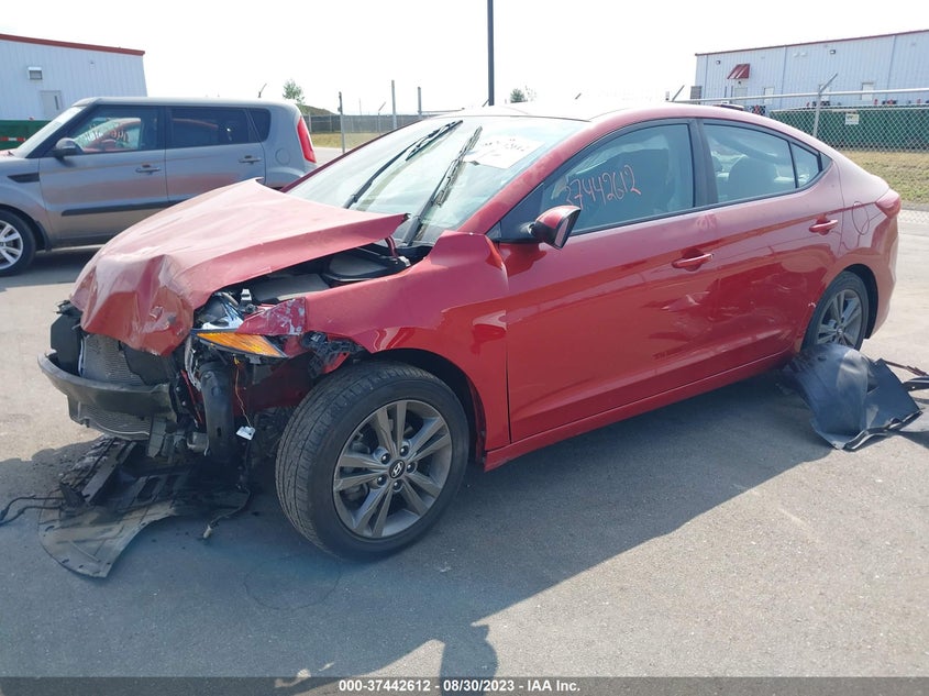VIN 5NPD84LF2JH318899 2018 HYUNDAI ELANTRA SEL