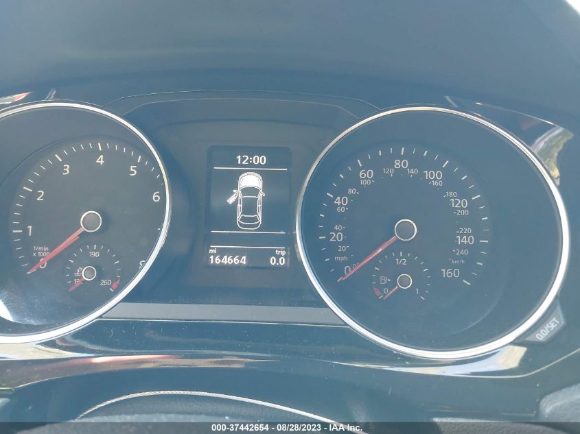 2016 VOLKSWAGEN JETTA SEDAN 1.8T SPORT - 3VWB17AJ8GM244988