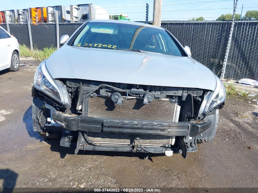 2016 HYUNDAI SONATA 2.4L SPORT - 5NPE34AF8GH352912