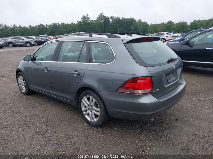 2013 VOLKSWAGEN JETTA SPORTWAGEN TDI - 3VWPL7AJ3DM677596