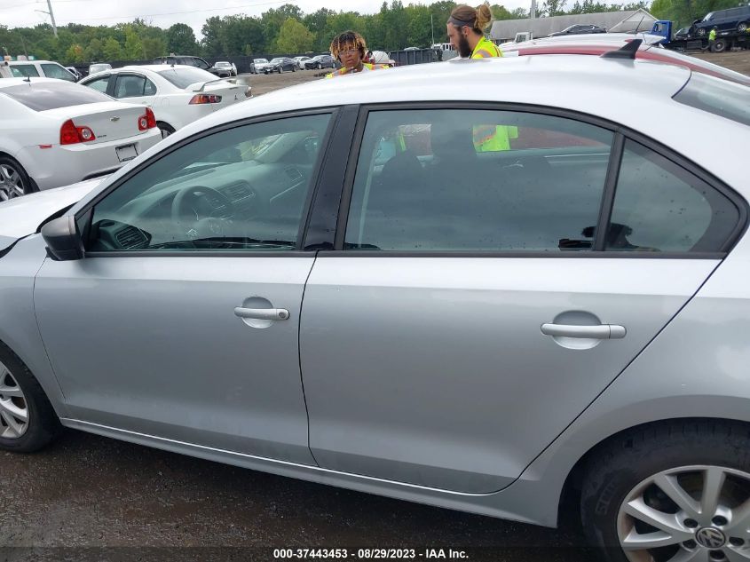 2015 VOLKSWAGEN JETTA SEDAN 1.8T SE - 3VWB17AJ0FM317477