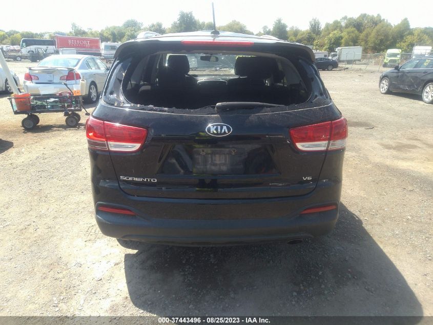 2016 KIA SORENTO LX - 5XYPGDA58GG160479