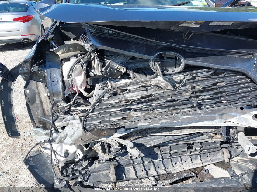 VIN 2T3P1RFVXLC128332 2020 TOYOTA RAV4 XLE