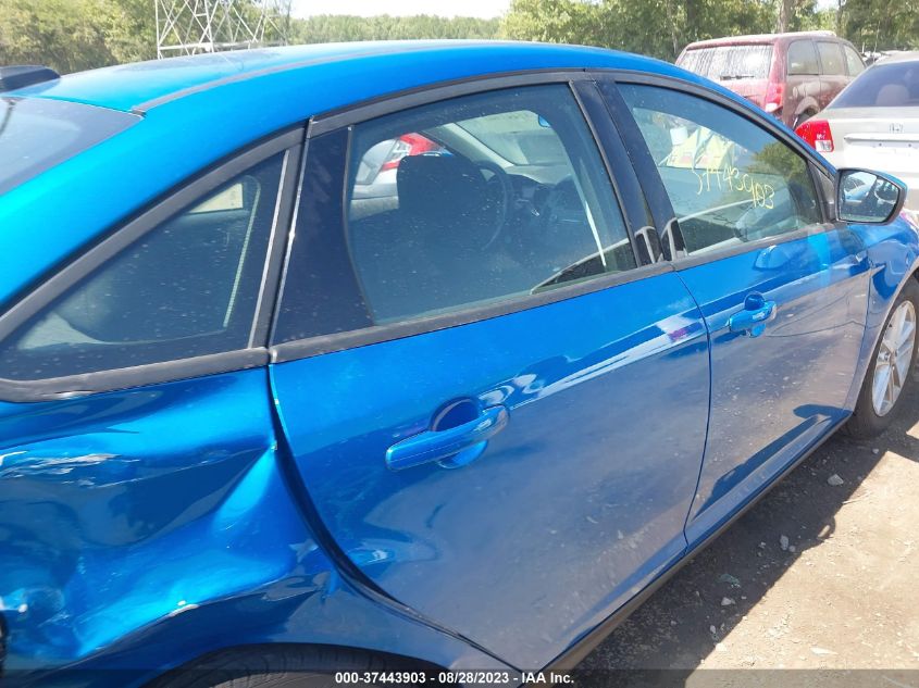 2015 FORD FOCUS SE - 1FADP3F20FL217813