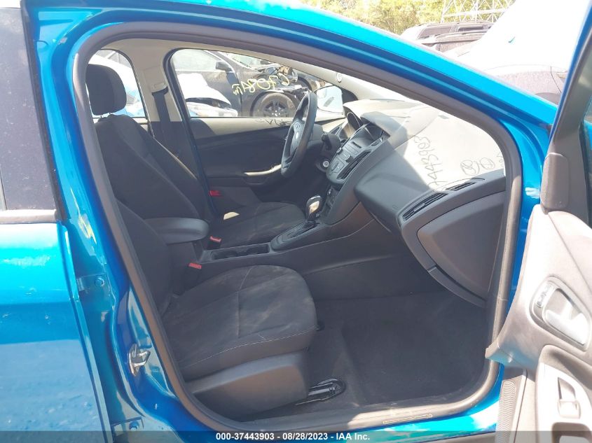2015 FORD FOCUS SE - 1FADP3F20FL217813