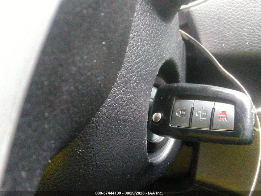 2015 NISSAN ROGUE S - KNMAT2MV4FP591530