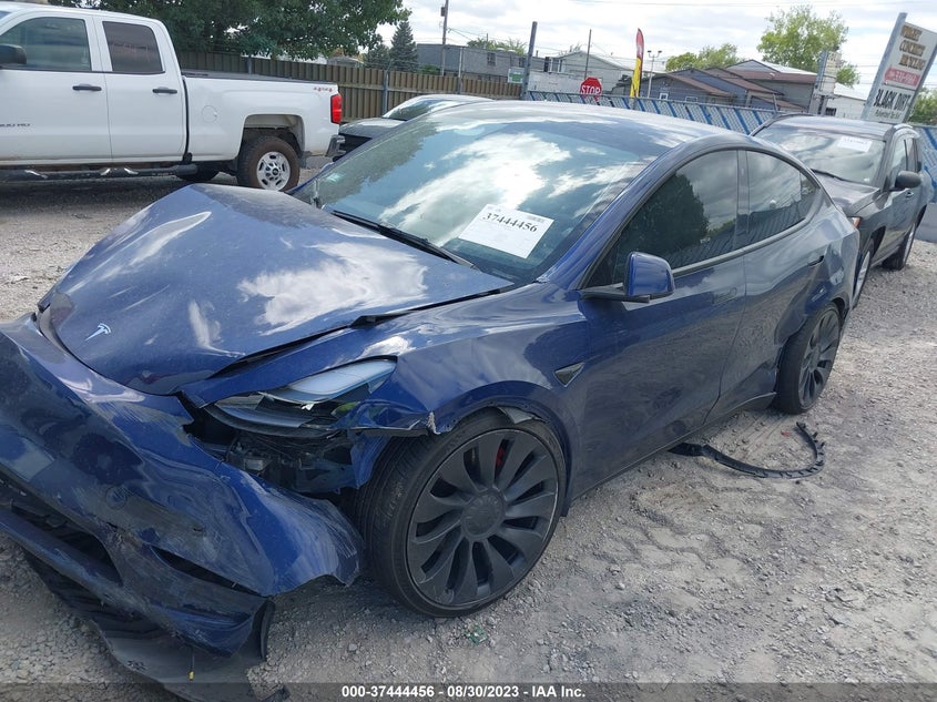 VIN 7SAYGDEF3NF396598 2022 TESLA MODEL Y