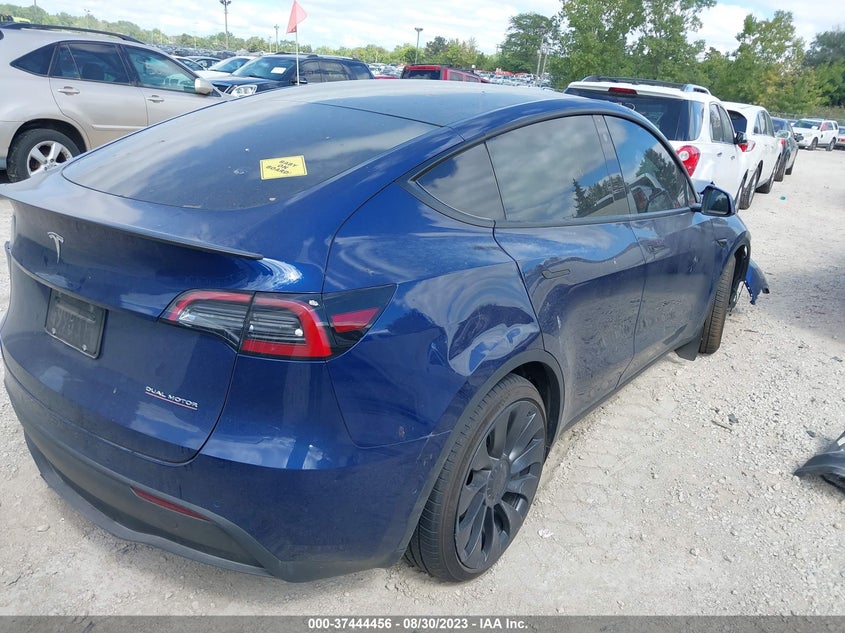 VIN 7SAYGDEF3NF396598 2022 TESLA MODEL Y