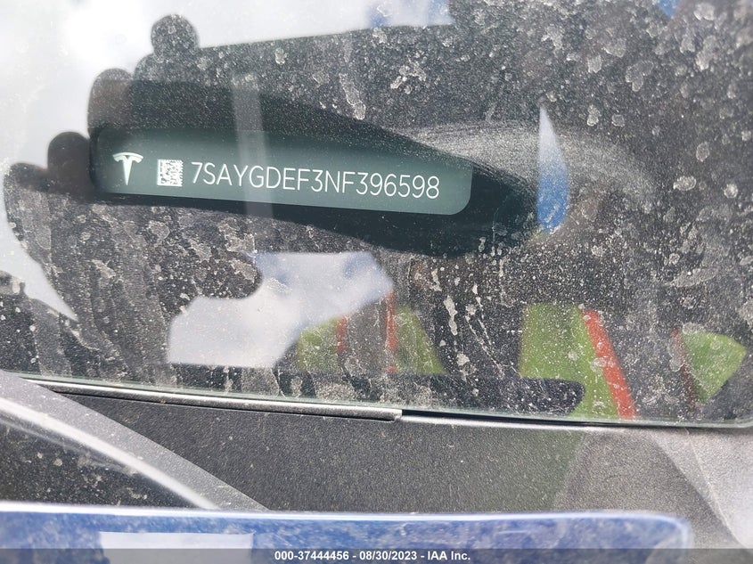 VIN 7SAYGDEF3NF396598 2022 TESLA MODEL Y