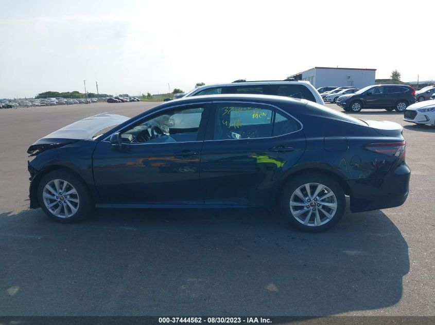 2021 TOYOTA CAMRY LE - 4T1C11AK5MU497864