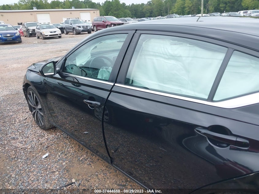 VIN 1N4BL4CV6KC171552 2019 NISSAN ALTIMA SR