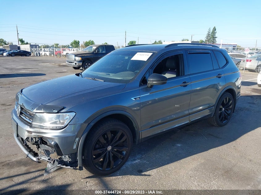 VIN 3VV2B7AX1LM101509 2020 VOLKSWAGEN TIGUAN SE/SEL/SE R-LINE BLACK