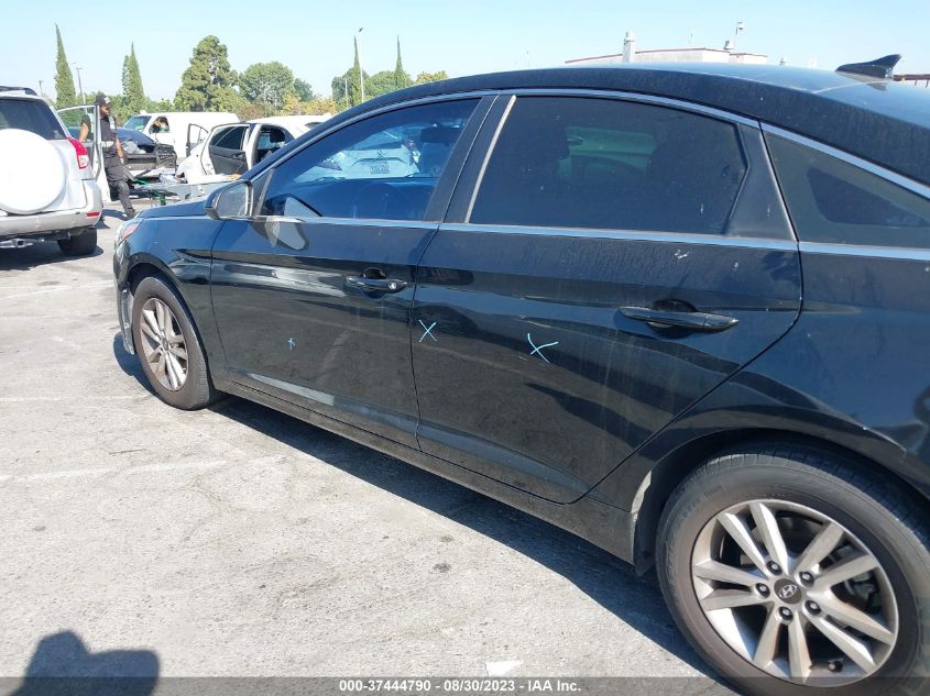 2015 HYUNDAI SONATA 2.4L SE - 5NPE24AF3FH006817