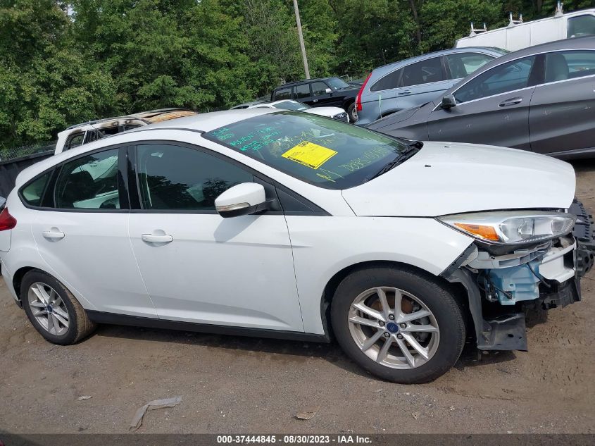 2017 FORD FOCUS SE - 1FADP3K21HL282436