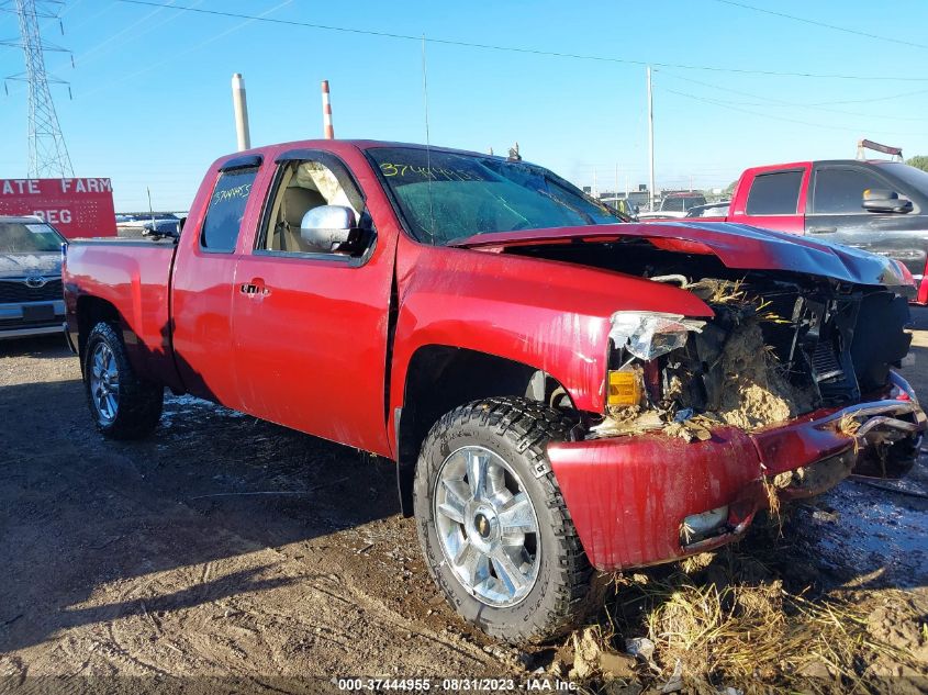2013 CHEVROLET SILVERADO 1500 LT - 1GCRKSE75DZ117156