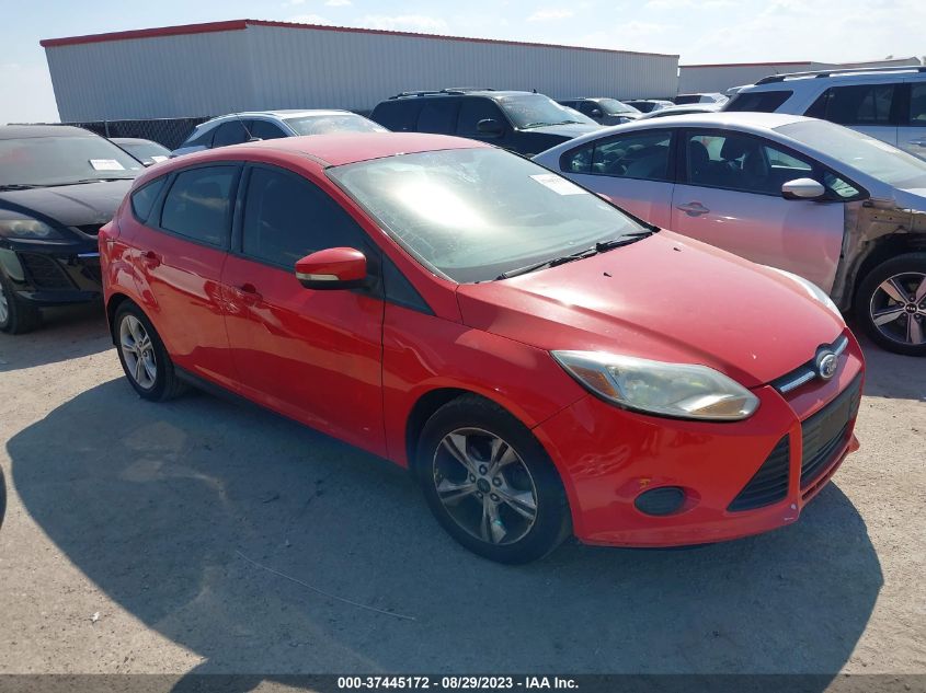 2014 FORD FOCUS SE - 1FADP3K2XEL451817