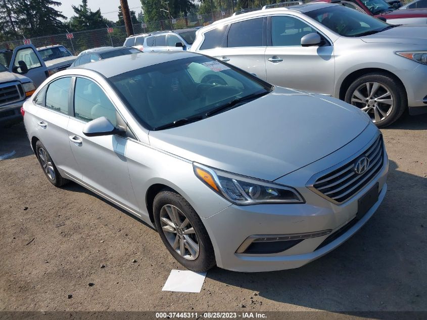 2015 HYUNDAI SONATA 2.4L SE - 5NPE24AF9FH006045